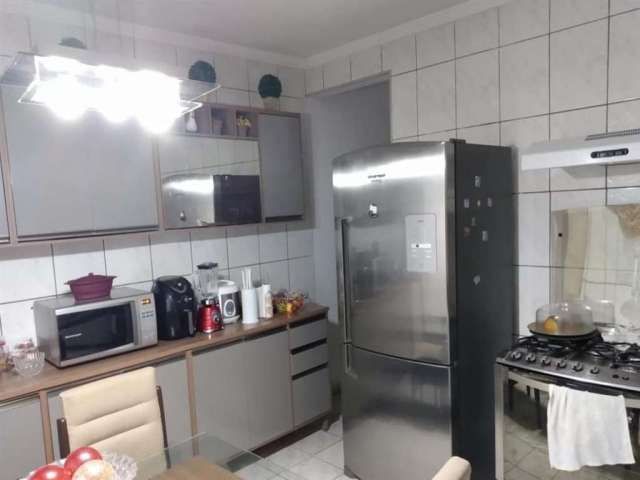 Casa com 2 quartos à venda na Mocajuba, --, Jardim Santa Júlia, Itapecerica da Serra por R$ 382.978