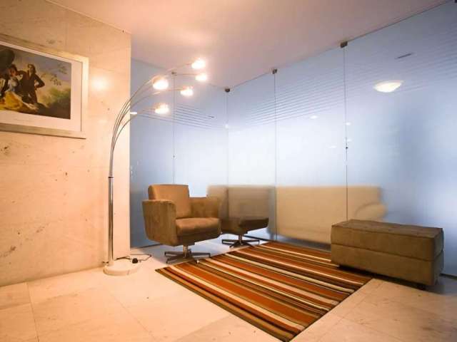 Apartamento com 3 quartos à venda na Rua Tabapuã, --, Itaim Bibi, São Paulo por R$ 1.600.000