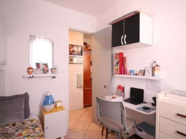 Apartamento com 2 quartos à venda na Rua Ademar Martins de Freitas, --, Jardim Santo Elias, São Paulo por R$ 288.000