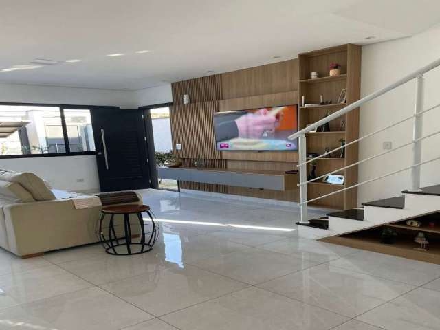 Casa em condomínio fechado com 3 quartos à venda na Apoena, --, Villas do Jaguari, Santana de Parnaíba por R$ 890.000