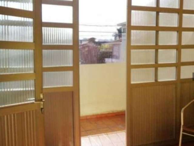 Casa com 2 quartos à venda na Rua Saramenha, --, Sumaré, São Paulo por R$ 650.000