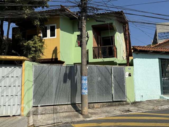 Casa com 3 quartos à venda na Rua Guarulhos, --, Gopoúva, Guarulhos por R$ 650.000