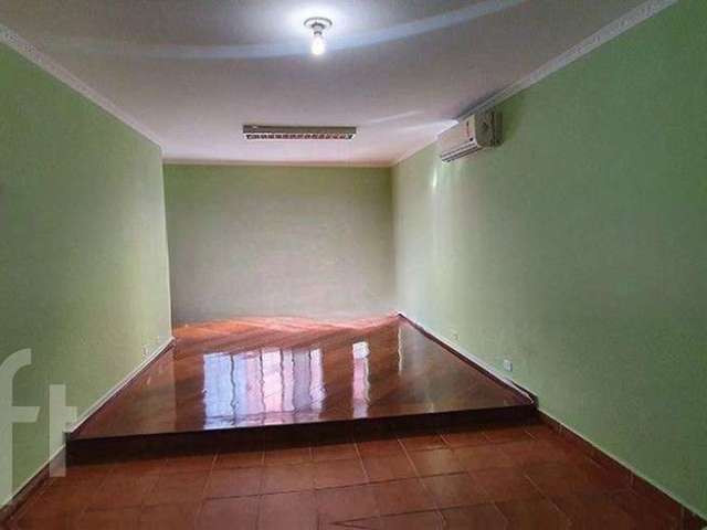 Casa com 3 quartos à venda na dos Cubas, --, Centro, Guarulhos por R$ 1.000.000