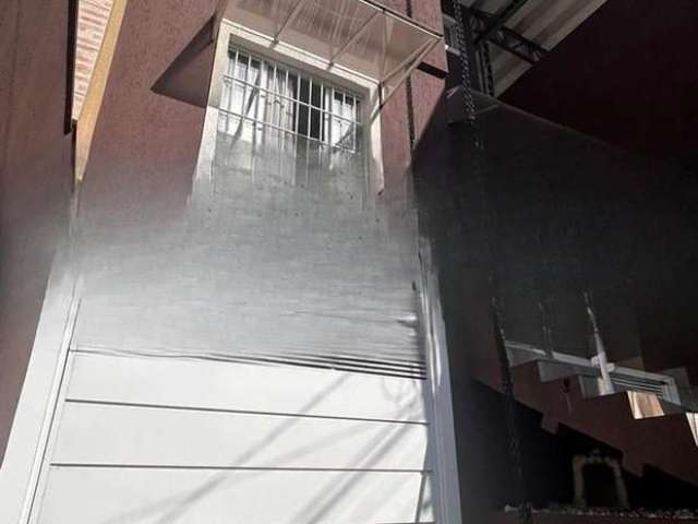 Casa em condomínio fechado com 2 quartos à venda na Professor Moreira da Rocha, --, Cachoeirinha, São Paulo por R$ 680.000