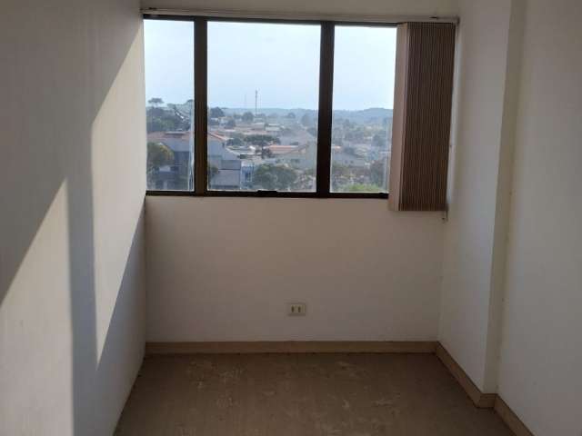 Sala Comercial a venda no Pinheirinho, R$ 180.000,00