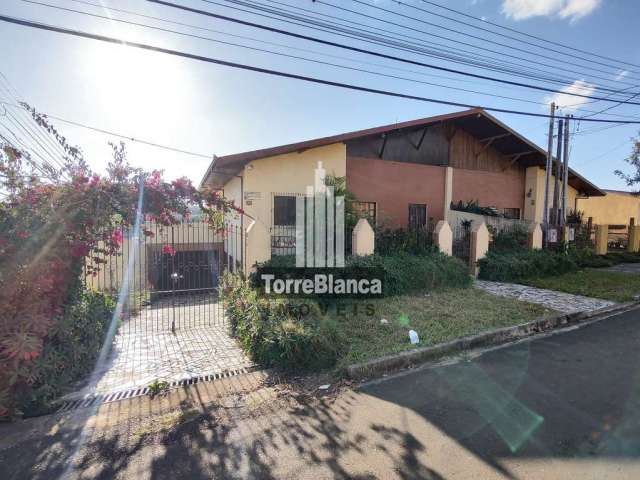 Sobrado com 4 dormitórios para venda , no coração do bairro Estrela, Ponta Grossa - PR.