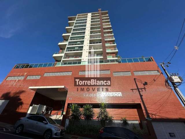 Apartamento SEMIMOBILIADO com 3 quartos sendo 1 suíte, Oficinas, Ponta Grossa, PR