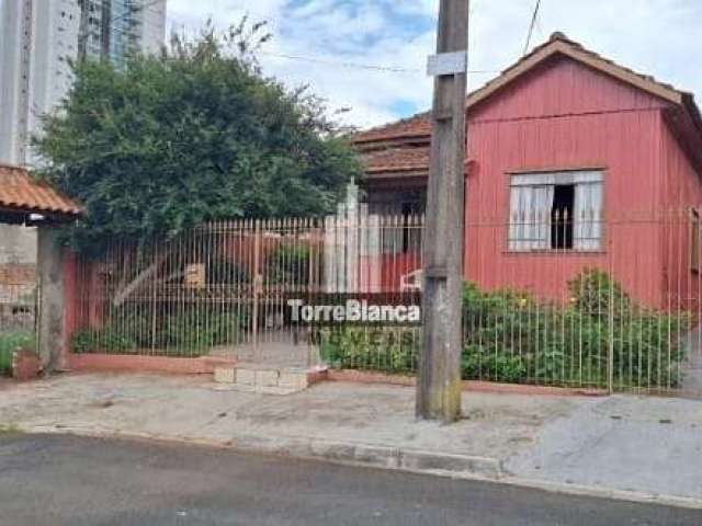 Casa à venda próximo ao centro  Ponta Grossa, PR