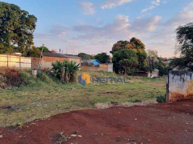 Terreno à venda, 810 m² por R$ 1.086.000 - Zona 06 - Maringá/PR