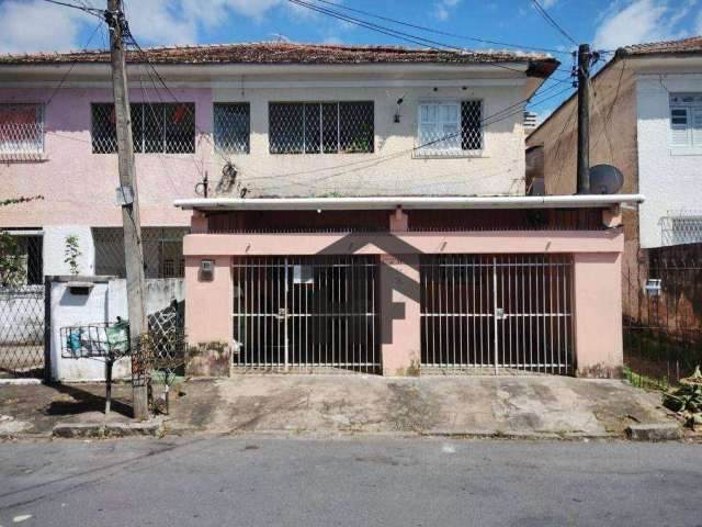 Casa de 220m² à venda, com 4 quartos (1 suíte), localizada no Arruda, Recife - Pernambuco
