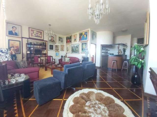 Apartamento de 258m² à venda com 3 quartos, localizado na Boa Vista, Recife - Pernambuco.