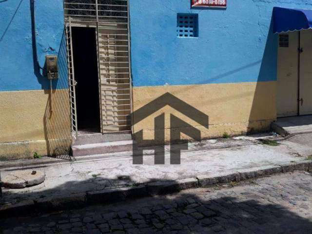 Casa de 200m² para alugar ou vender, com 5 quartos (3 suítes), localizada nos Coelhos, Recife - Pernambuco.