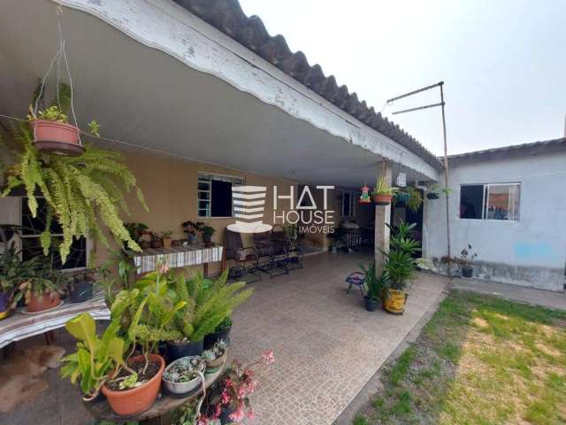 Casa 3 dormitórios para Venda em Pinhais, Alto Tarumã, 2 dormitórios, 1 banheiro, 2 vagas