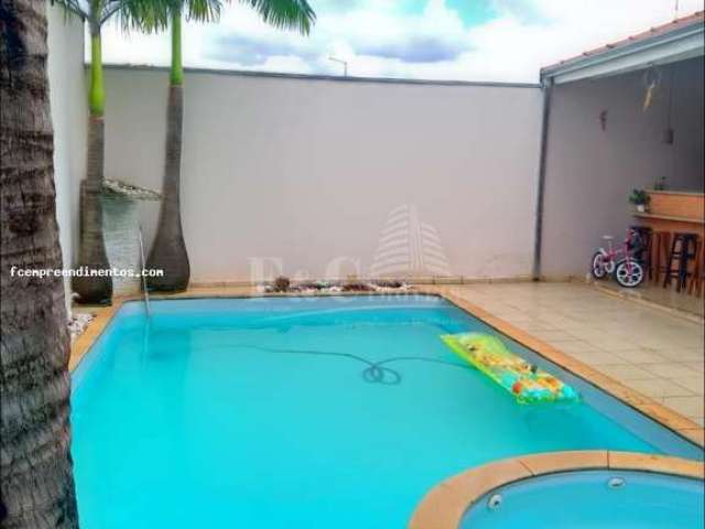 Casa para Venda em Limeira, Parque Residencial Aeroporto, 3 dormitórios, 1 suíte, 1 banheiro, 2 vagas