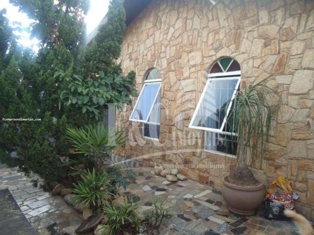 Casa para Venda em Limeira, Jardim Hortência, 2 dormitórios, 1 suíte, 2 banheiros, 2 vagas