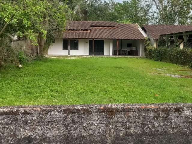 Vende-se Amplo Terreno (668,85m2) + Casa c/ 88,00m2  de R$450.000,00 por R$400.000,00