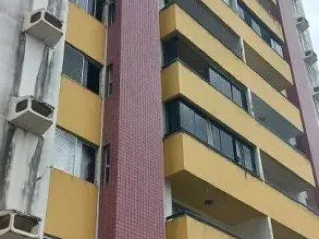 Cód. 001 Costa Azul Cobertura 3/4 sendo 2 suítes com Piscina Privativa