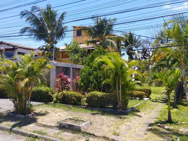 Cód. 36 Stella Maris Casa com 5/4 sendo 2 suítes e quintal com Piscina