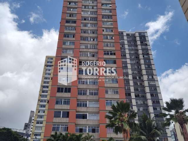 Apartamento a venda de 2/4, 1 suítes, NASCENTE e ANDAR ALTO no Parque Júlio Cesar na PITUBA