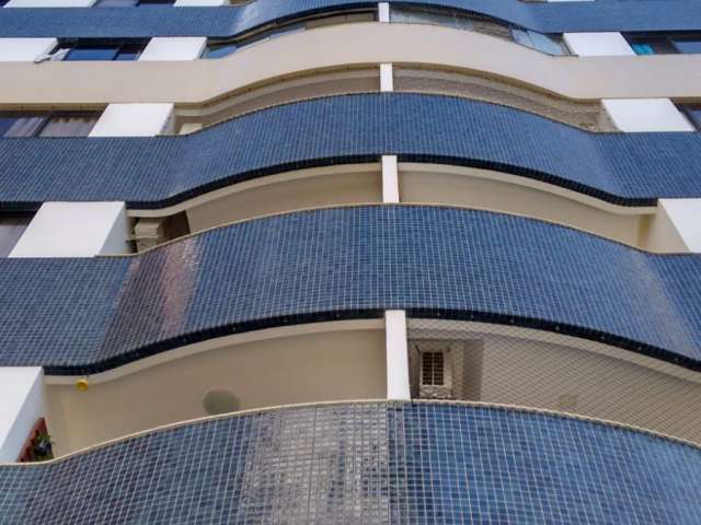 Aluguel apartamento de três quartos com dependência no stiep