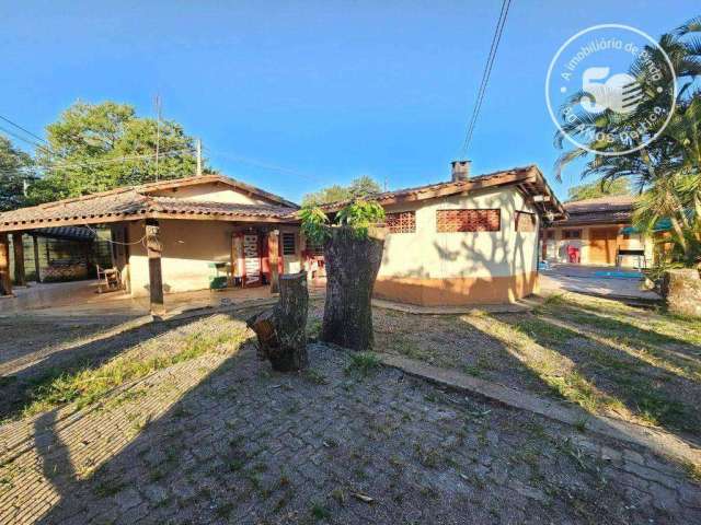 Chácara com 3 dormitórios, 2500 m² - venda por R$ 900.000,00 ou aluguel por R$ 5.500,00/mês - Bom Sucesso - Pindamonhangaba/SP