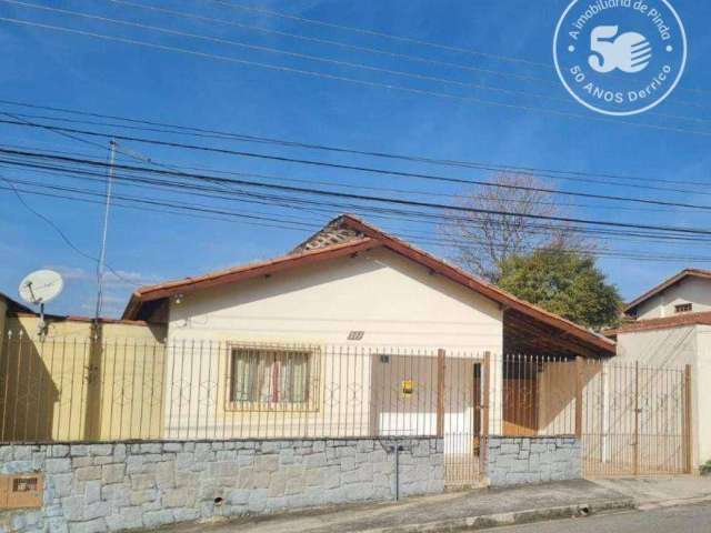 Casa com 2 dormitórios à venda, 160 m² por R$ 900.000,00 - Chácara Galega - Pindamonhangaba/SP