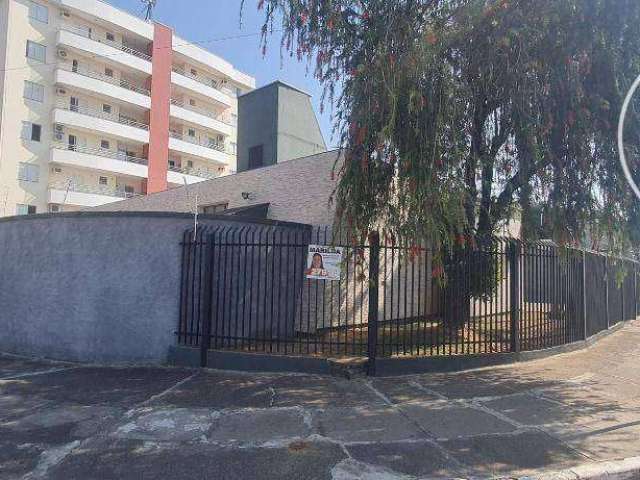 Casa com 4 dormitórios à venda, 238 m² por R$ 1.480.000 - São Benedito - Pindamonhangaba/SP