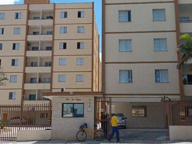 Apartamento com 2 dormitórios para alugar, 82 m² por R$ 2.155,06/mês - São Benedito - Pindamonhangaba/SP