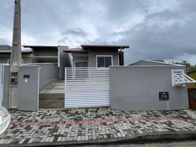 Casa à venda, 3 quartos, 1 suíte, Estrada das Areias - Indaial/SC