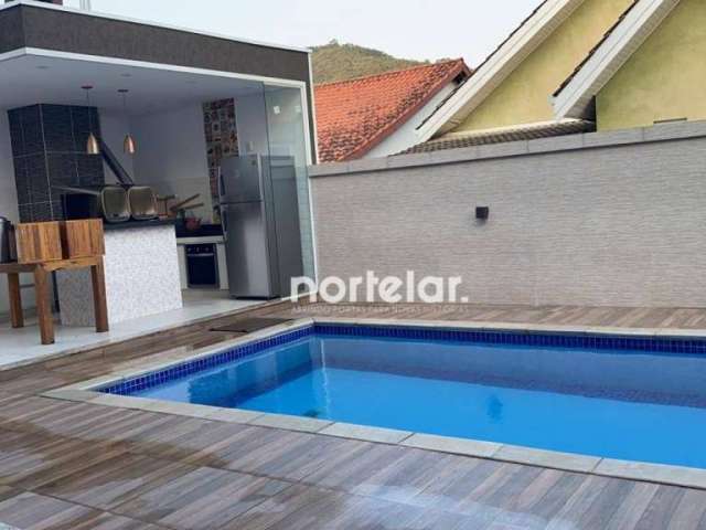 Casa com 4 dormitórios à venda, 400 m² por R$ 3.200.000,00 - Alphaville Industrial - Barueri/SP