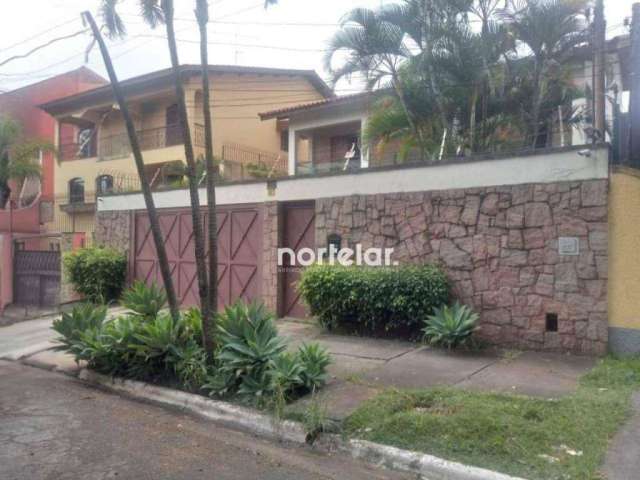 Excelente sobrado de alto padrão à venda no City América