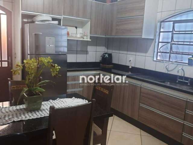 Sobrado com 3 dormitórios à venda, 200 m² por R$ 639.000,00 - Jardim Virginia Bianca - São Paulo/SP