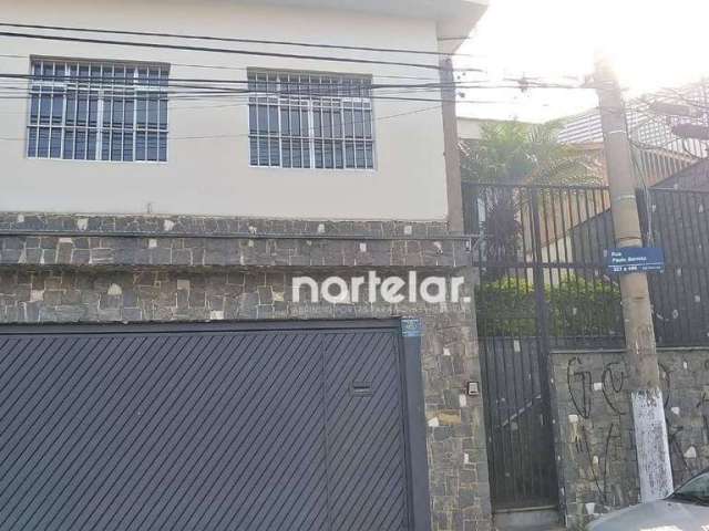 Sobrado para uso Comercial ou Residencial na Vila Bonilha - Pirituba.  Ótima localização, com fácil acesso às Vias Marginais e Avenidas da Região.