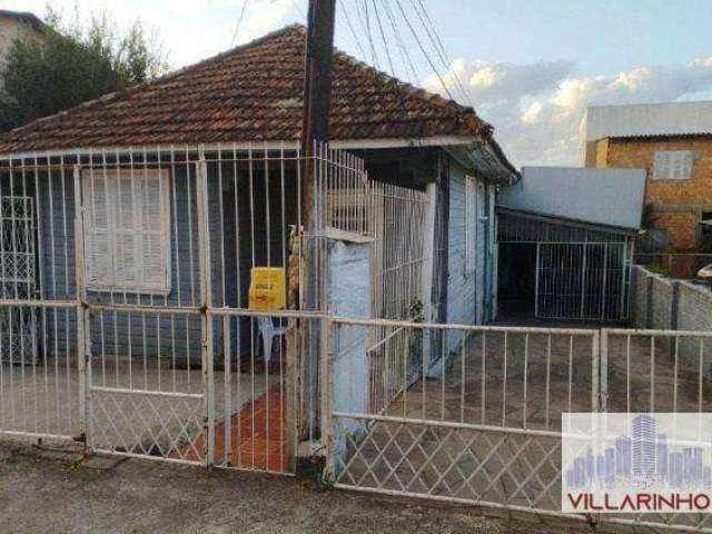 Ótima oportunidade de Investimento. Terreno com 3 casas com entradas independentes!