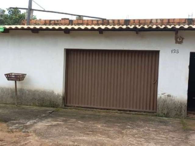 Casa com 4 quartos à venda na Cinco, 128, Londrina, Mateus Leme por R$ 300.000