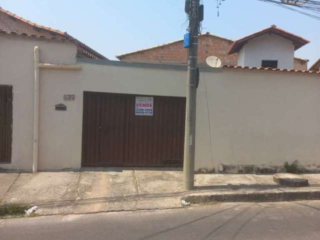 Casa com 2 quartos à venda na Santa Helena, 823, Nossa Senhora do Carmo, Contagem por R$ 600.000