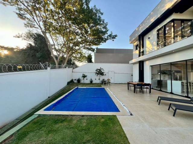 Casa sobrado alto padrão com 300m², 3 quartos suítes à venda no Condomínio Alphaville em Ribeirão Preto/SP I Imobiliária Brioni imóveis