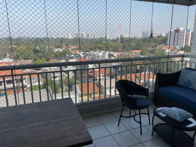 Excelente apartamento na Chácara Santo Antônio