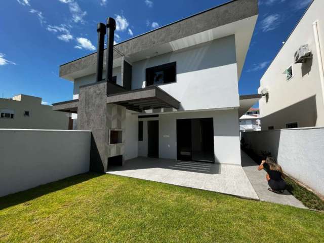 Casa com 3 quartos à venda na Rua João de Barro, 58, Canasvieiras, Florianópolis por R$ 1.200.000