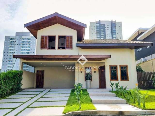 Lindo Sobrado Recém-reformado com 3 suítes à venda, 282 m² - Villa Branca - Jacareí/SP