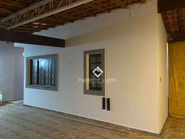 Casa com 3 dormitórios para alugar - Jardim Santa Maria - Jacareí/SP