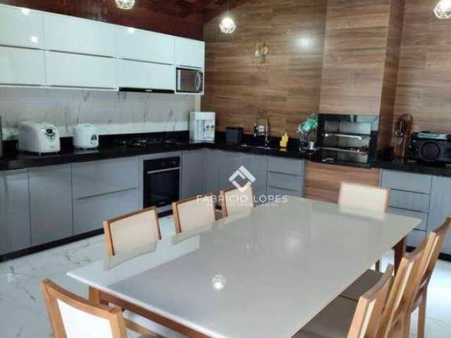 Casa térrea com 4 dormitórios, sendo 1 suíte à venda, 180 m² - Villa Branca - Jacareí/SP