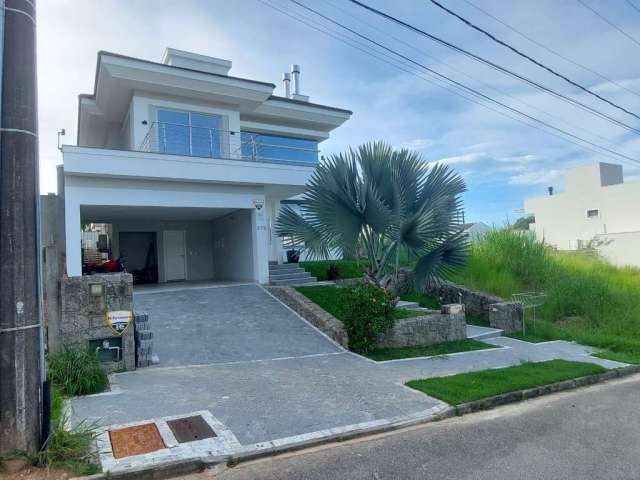 Casa para Venda em Palhoça, Pedra Branca, 4 dormitórios, 1 suíte, 3 banheiros, 2 vagas