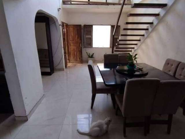 Casa com 5 dormitórios à venda, 150 m² por R$ 700.000,00 - Maraponga - Fortaleza/CE