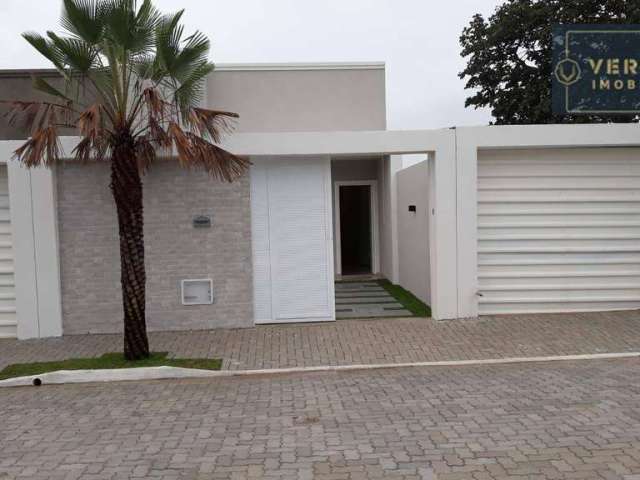 Casa com 3 dormitórios à venda, 86 m² por R$ 300.000,00 - Vereda Tropical - Aquiraz/CE