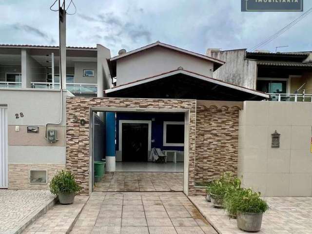 Casa com 4 dormitórios à venda, 256 m² por R$ 630.000,00 - Maraponga - Fortaleza/CE