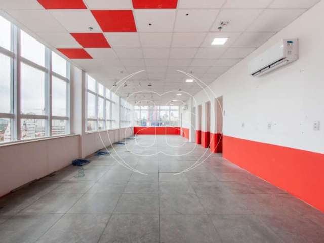 Cobertura comercial de 219m² á venda