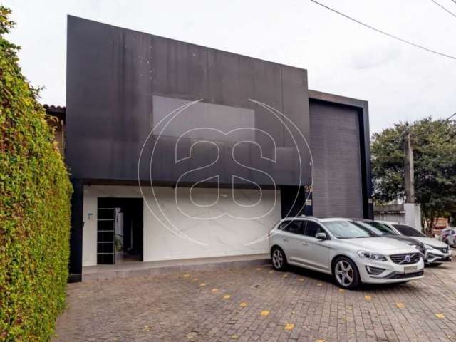 CASA COMERCIAL - 472 mº