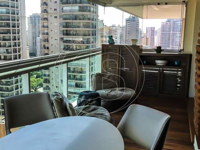 Apartamento com 2 quartos à venda na Rua Araguari, 449, Moema, São Paulo, 161 m2 por R$ 3.300.000