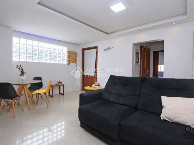 Casa em condomínio fechado com 4 quartos à venda na Rua Carlos Barone, 78, Passo das Pedras, Porto Alegre, 240 m2 por R$ 550.000